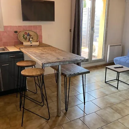 Grande Terrasse Clim Parking Prive Smart Tv, Local Velos Entraigues-sur-la-Sorgue